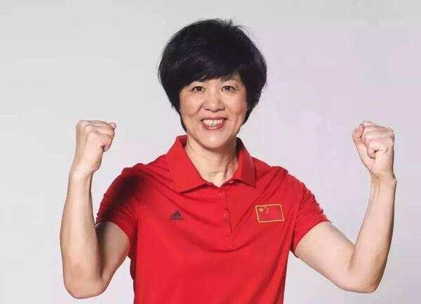 中國女排榮耀歸國，英雄歸來，時刻銘記