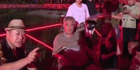 趙本山直播事故，虛擬世界中的溫馨鬧劇之夜
