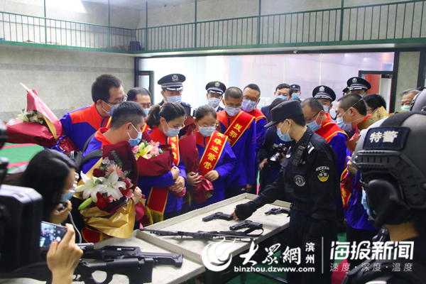 特巡警工作幕后故事揭秘，直播走進日常，解讀特巡警的日常工作