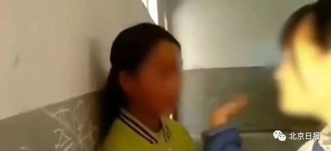 最新女生扇耳光視頻，觀點(diǎn)論述與探討