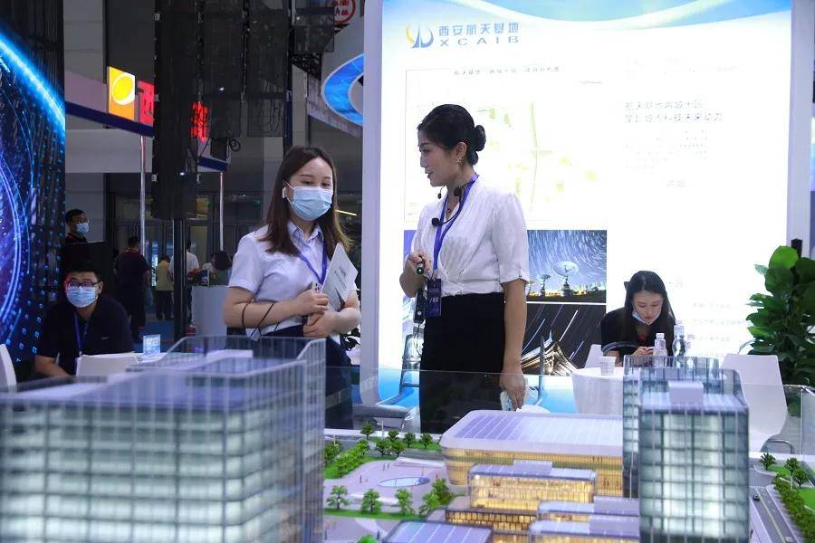 人工角膜最新動態(tài)，科技重塑視界，開啟未來生活新篇章