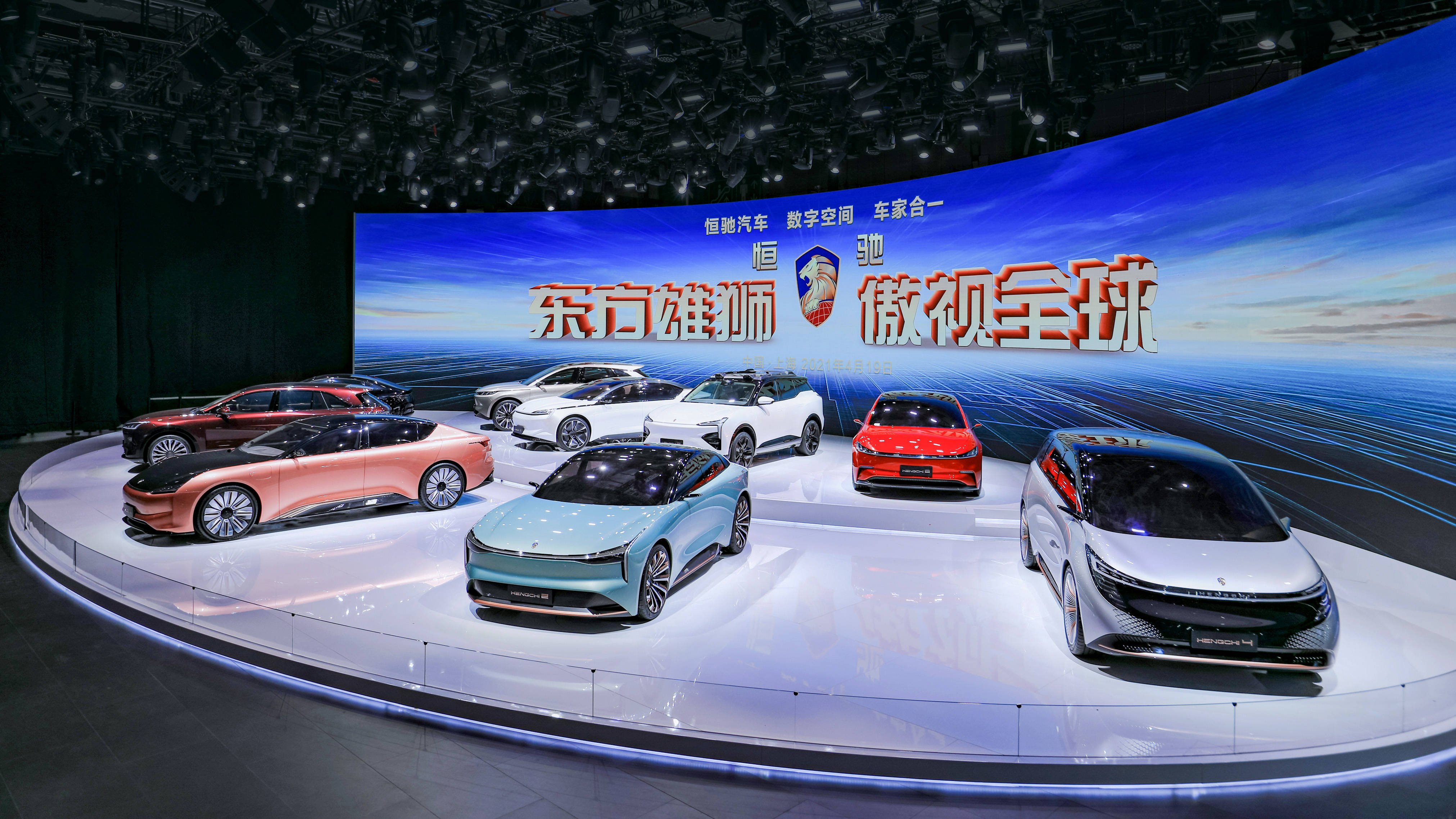 2024澳門(mén)正版免費(fèi)資本車(chē)展示：策展版GCN827.45深度解析