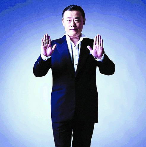 周立波最新視頻，公眾焦點(diǎn)與爭(zhēng)議熱議的中心