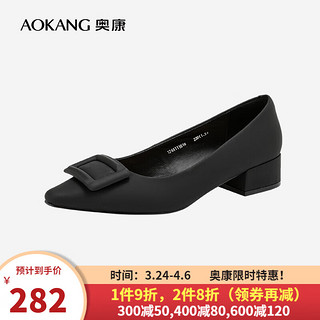 2024最新女鞋，自信與成長(zhǎng)之旅的時(shí)尚之選