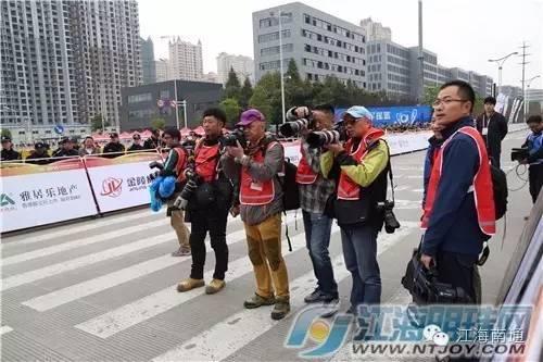 南通司機(jī)最新招聘，時(shí)代需求與地位的彰顯