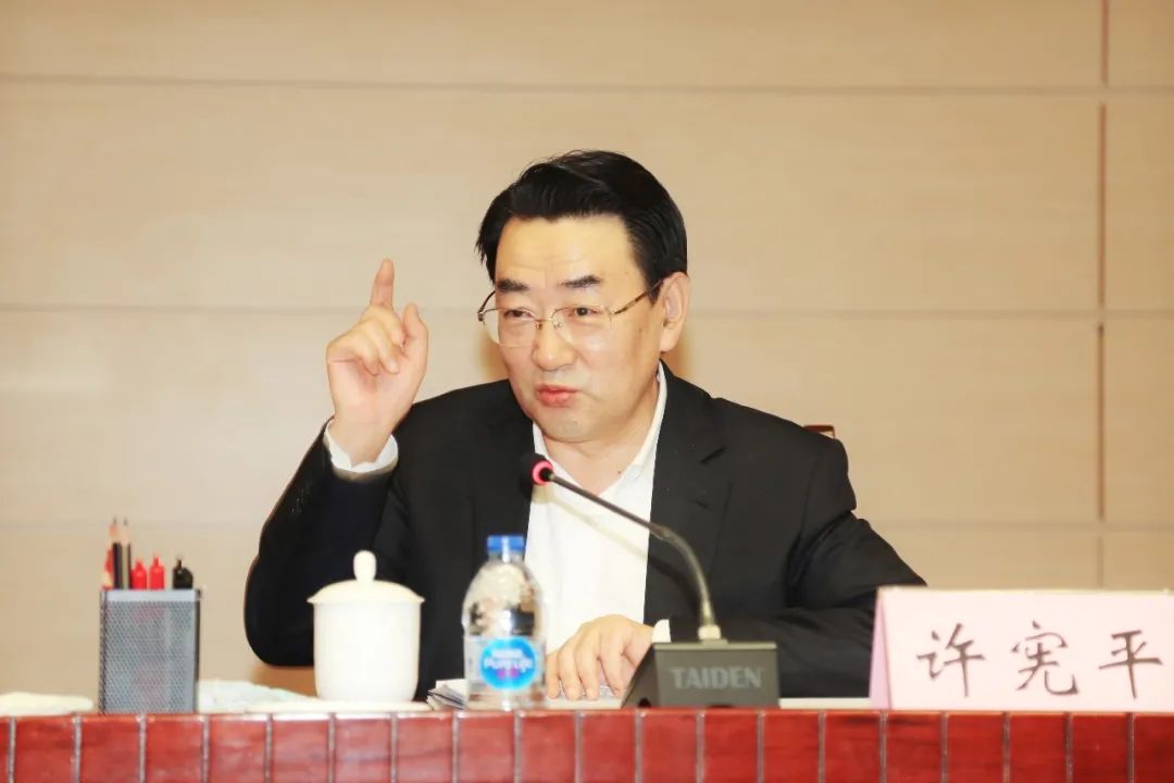 許憲平最新動態(tài)，擁抱自然，感受旅行的力量