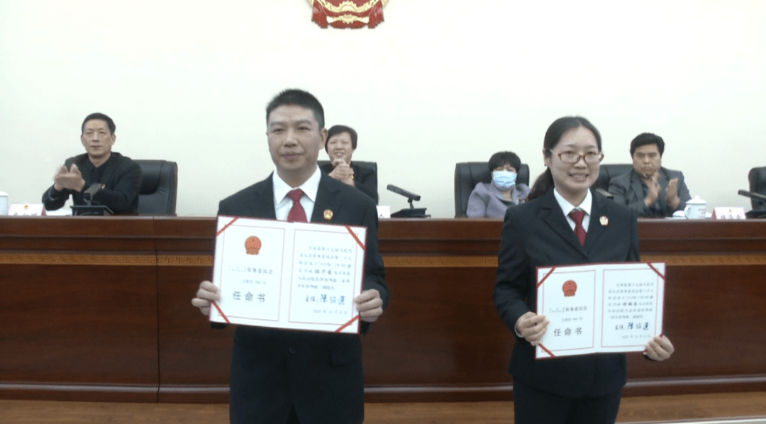 宕昌縣政府最新任免背后的友情與責(zé)任故事，夏日風(fēng)云中的溫馨篇章