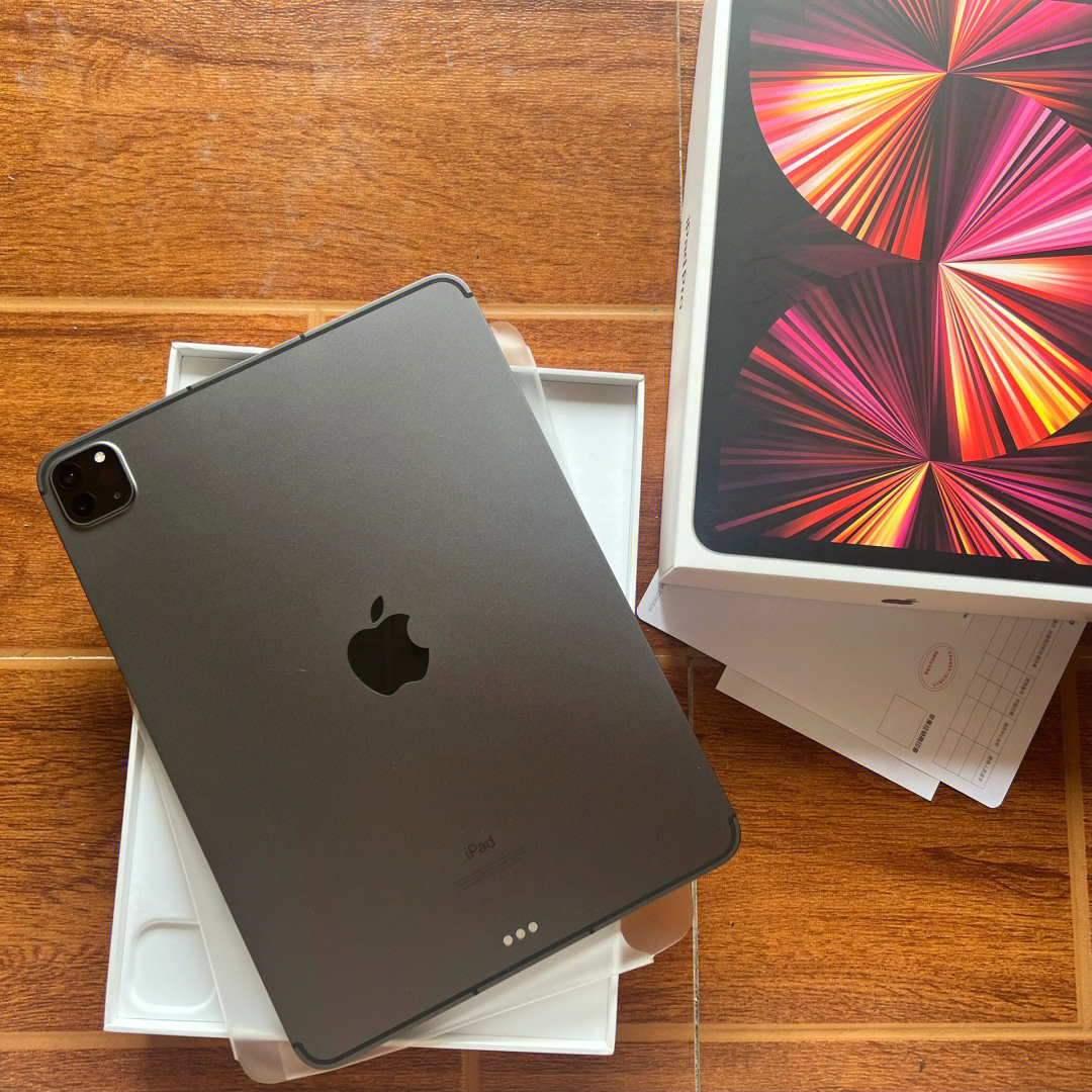 最新iPad Pro,最新iPad Pro，家庭中的魔法時光機(jī)
