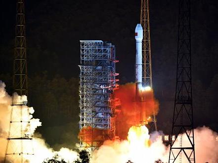 最新衛(wèi)星發(fā)射，學(xué)習(xí)變化的力量，自信成就夢(mèng)想之旅