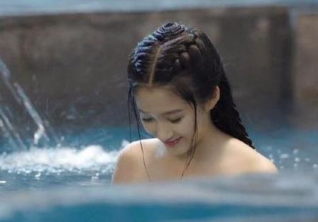 揭秘明星洗澡日常，超真實洗澡視頻公開！