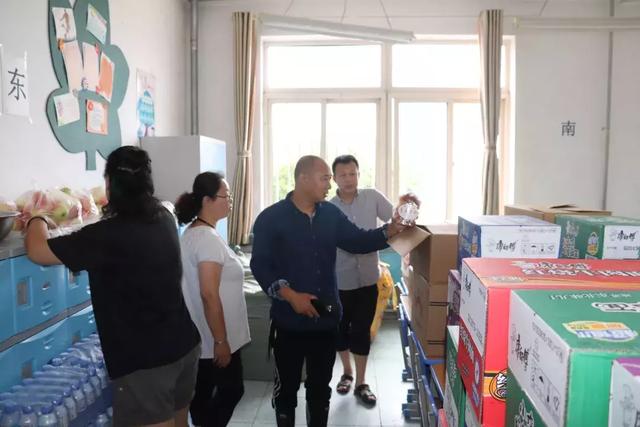 大連革鎮(zhèn)堡最新招聘信息揭秘，小巷特色小店探秘之旅啟動(dòng)！