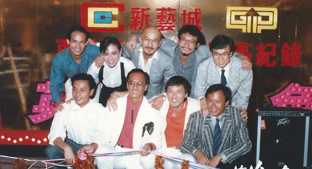 狄龍經(jīng)典電影，探尋自然美景之旅，尋覓內(nèi)心平和與喜悅的旅程