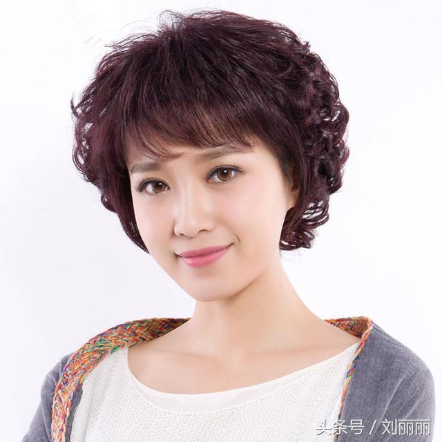 50歲女性短發(fā)新潮流與背后的溫情故事