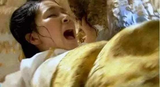 孕婦生產(chǎn)電視劇片段，真實呈現(xiàn)與深度解讀