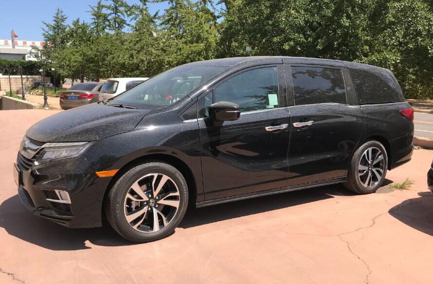最新塞納車型深度解析與觀點闡述