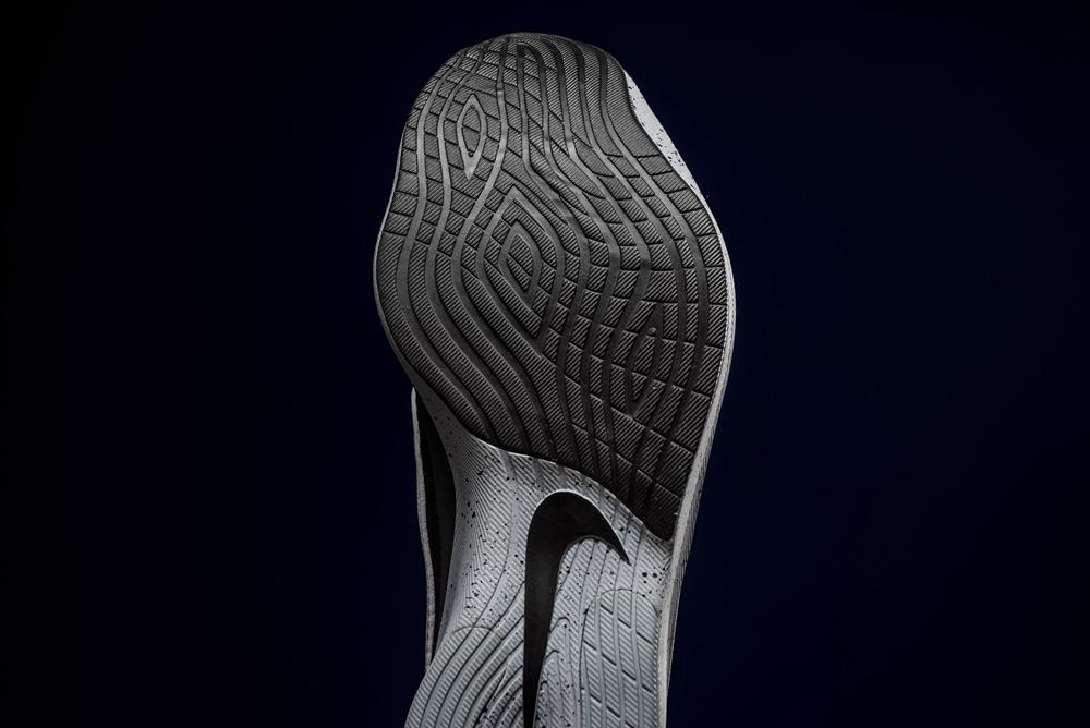 最新科技跑鞋Nike，激發(fā)潛能，領(lǐng)跑未來(lái)